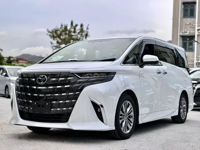 Фотография автомобиля — Toyota Alphard