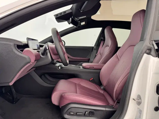 Nio ET5 Touring — Фото автомобиля 16