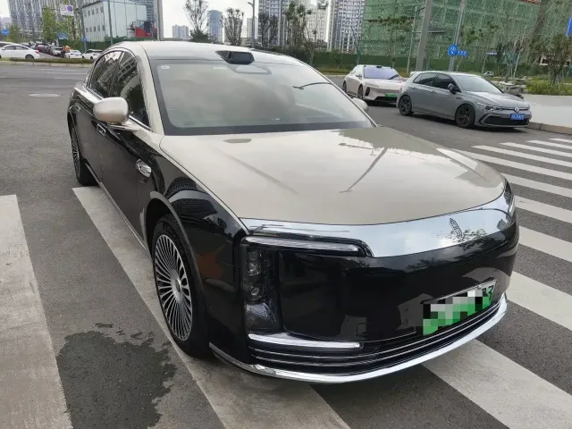Zunjie Zunjie S800 2025 Extended Range Starlight Premium Edition 5-Seater — Фото автомобиля 3