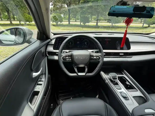 Chery Arrizo 8 — Фото автомобиля 9