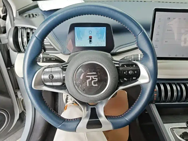 BYD Yuan PLUS — Фото автомобиля 10