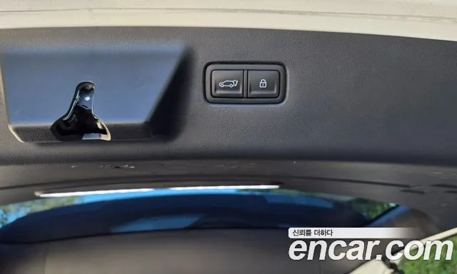 Hyundai Santa Fe MX5 — Фото автомобиля 8