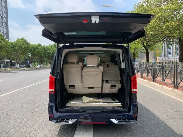 Mercedes-Benz V-Class — Фото автомобиля 7