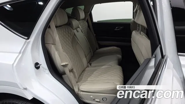 Genesis GV80 — Фото автомобиля 17
