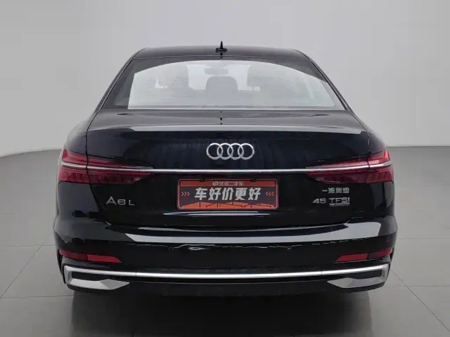 Audi A6L — Фото автомобиля 4