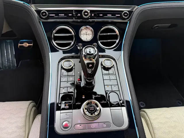 Bentley Continental Plug-in Hybrid — Фото автомобиля 23