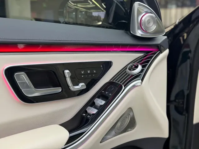 Mercedes-Benz S-Class — Фото автомобиля 10