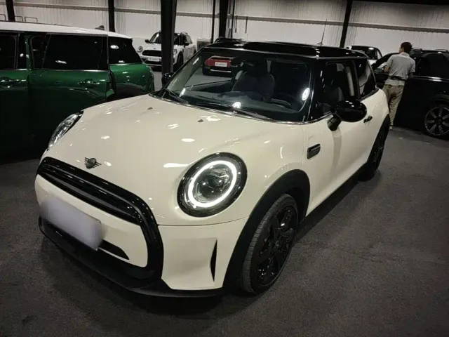 Фотография автомобиля — MINI Hatch