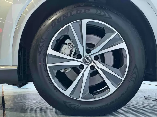 Lexus RX — Фото автомобиля 14