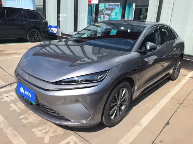 Фотография автомобиля — BYD Qin L