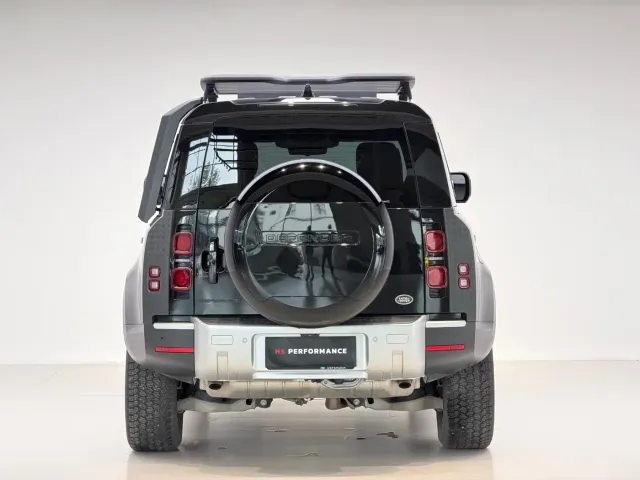 Land Rover Defender — Фото автомобиля 10