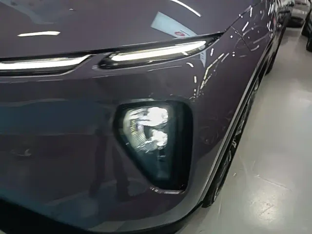 Nio EC6 — Фото автомобиля 23
