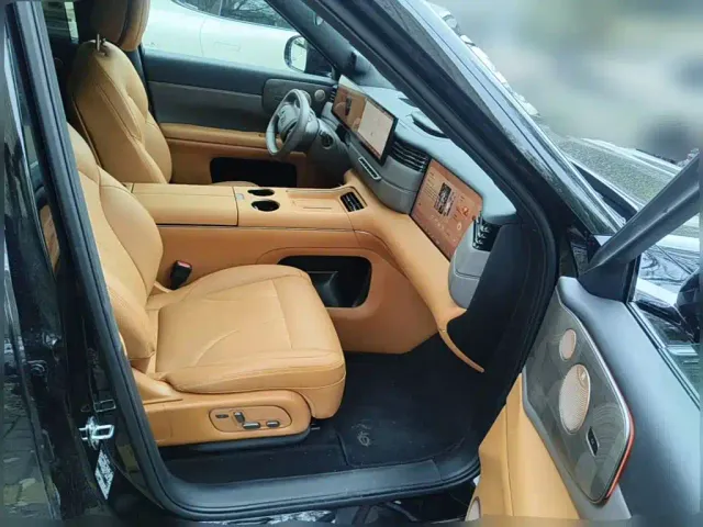 IM Motors LS8 — Фото автомобиля 13