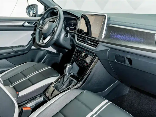 Volkswagen T-Roc — Фото автомобиля 17