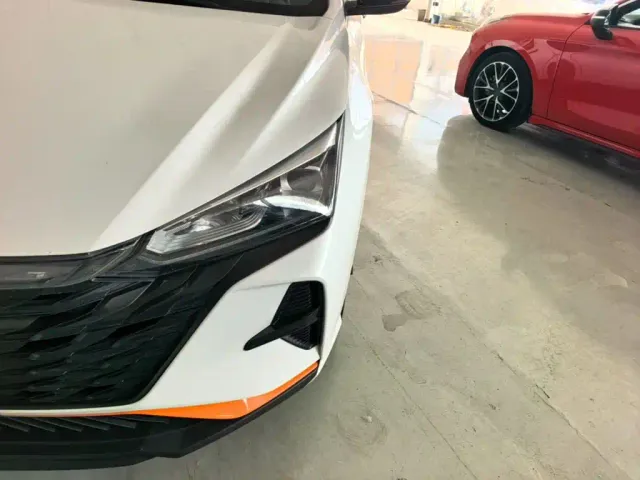 Dongfeng Yixuan — Фото автомобиля 23