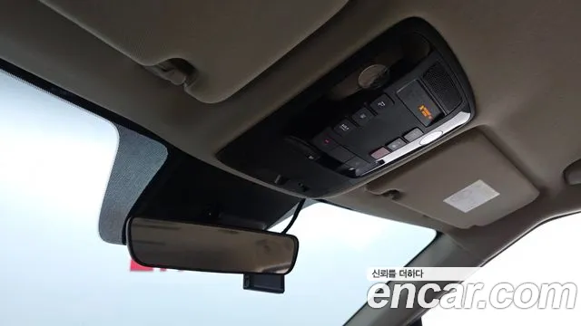 Kia Canival Carnival 4 поколение Бензин 9 мест Prestige — Фото автомобиля 27