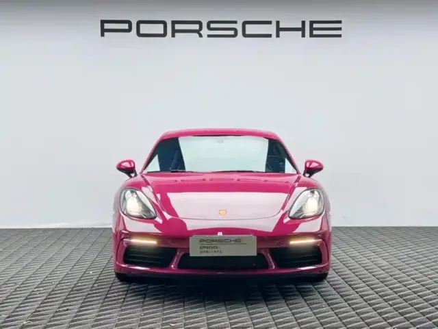 Porsche 718 — Фото автомобиля 3