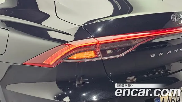 Hyundai Grandeur Новый Grandeur IG — Фото автомобиля 23