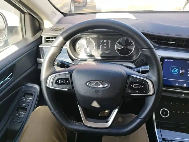 Chery Arrizo 5 — Фото автомобиля 10