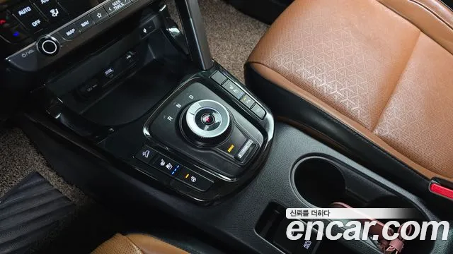 Kia Seltos New — Фото автомобиля 9