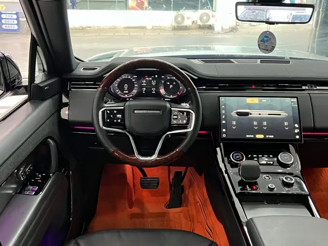 Land Rover Range Rover Sport — Фото автомобиля 10