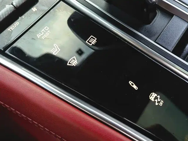 Porsche Panamera — Фото автомобиля 23