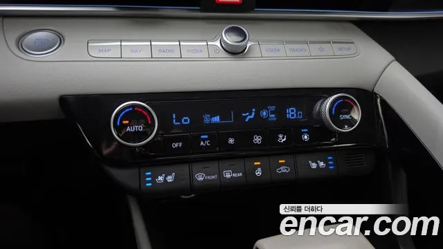 Hyundai AVANTE Avante (CN7) — Фото автомобиля 20