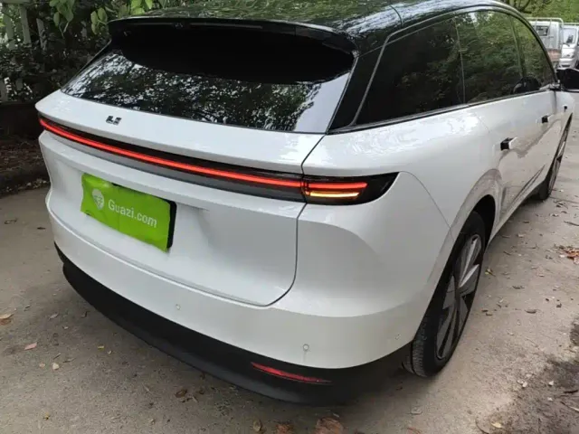 Li Auto i6 — Фото автомобиля 6