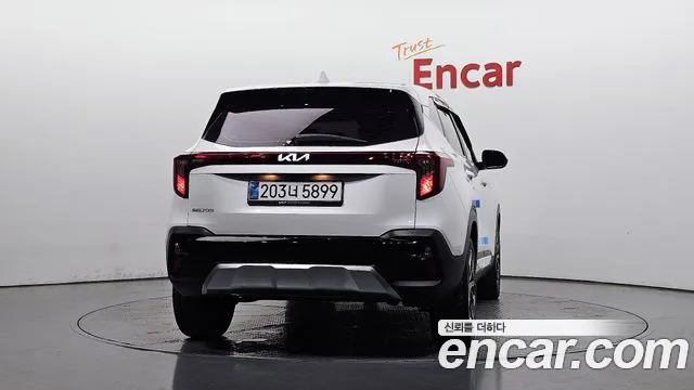 Kia Seltos — Фото автомобиля 4