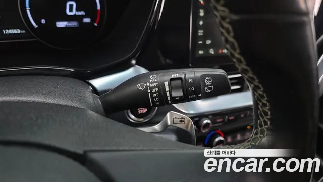 Kia Niro Niro Plus Earth — Фото автомобиля 25