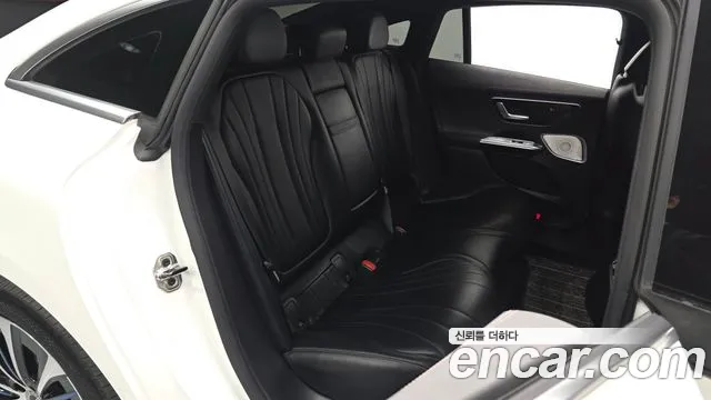 Mercedes-Benz EQE V295 — Фото автомобиля 18