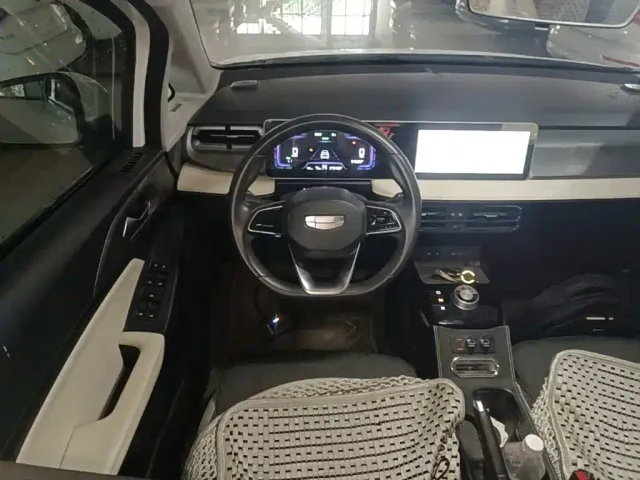 Geely Geometry E Firefly — Фото автомобиля 10