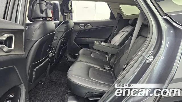Kia Sportage Sportage 5-е поколение Бензин 1.6 турбо 2WD — Фото автомобиля 12