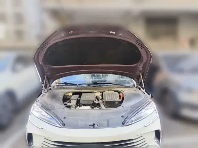 BYD Seal — Фото автомобиля 9