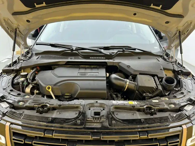 Land Rover Range Rover Evoque — Фото автомобиля 11