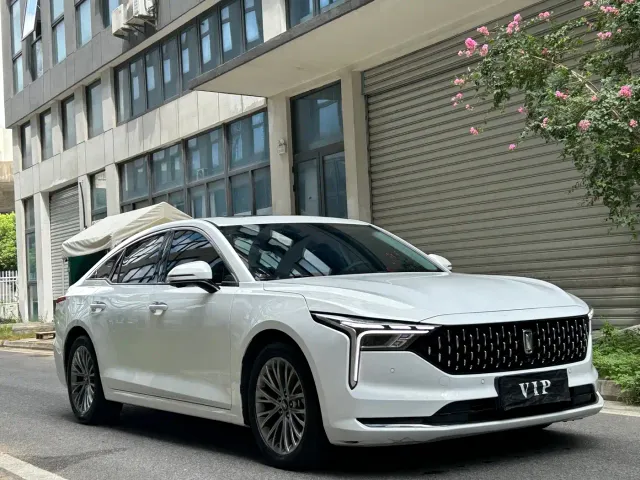 Bestune B70 — Фото автомобиля 3
