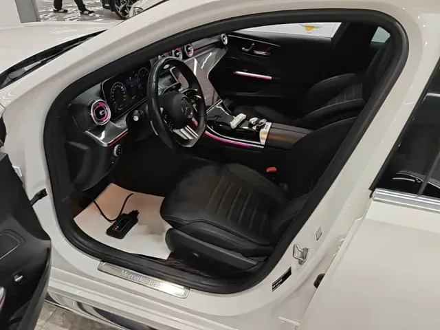 Mercedes-Benz C-Class — Фото автомобиля 14