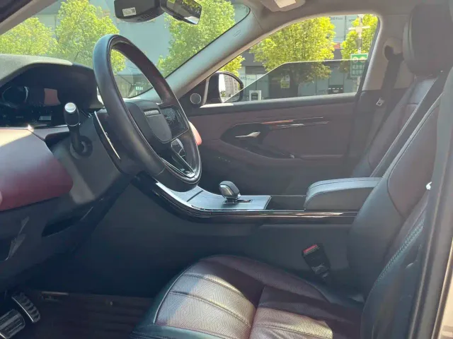 Land Rover Range Rover Evoque — Фото автомобиля 11