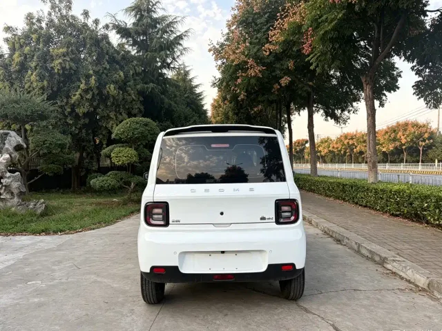 Geely Panda — Фото автомобиля 4