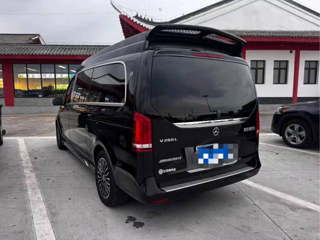 Mercedes-Benz V-Class — Фото автомобиля 3
