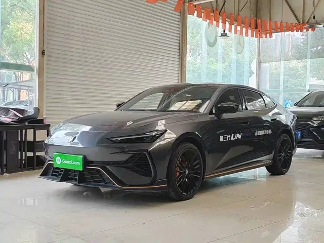 Фотография автомобиля — Changan UNI-V