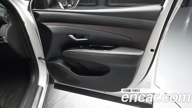 Hyundai Tucson Новый Tucson (NX4) Бензин 1.6 турбо 2WD — Фото автомобиля 22