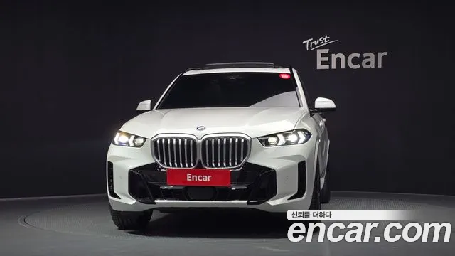 BMW X5 xDrive 40i M Sport — Фото автомобиля 3