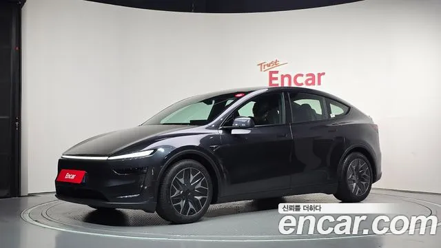 Фотография автомобиля — Tesla Model Y