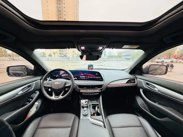 Cadillac CT5 — Фото автомобиля 6