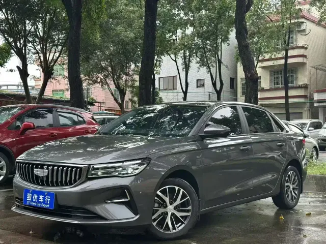 Фотография автомобиля — Geely Emgrand