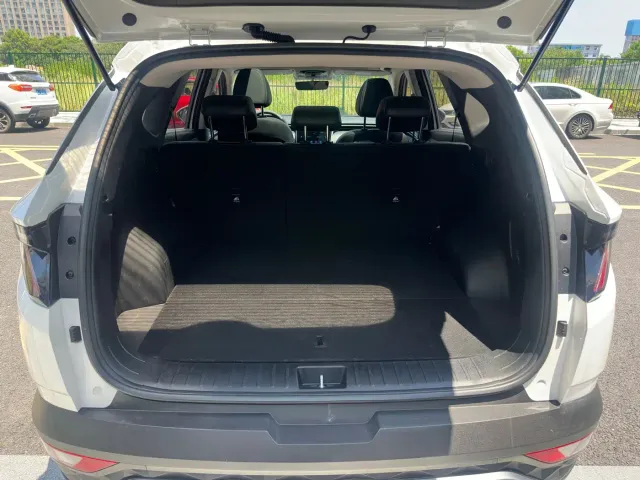 Hyundai Tucson — Фото автомобиля 9