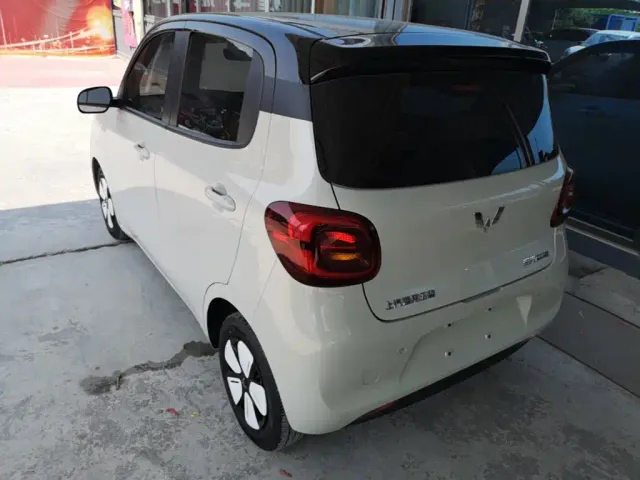 Wuling Hongguang Mini EV — Фото автомобиля 4