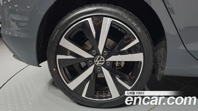 Volkswagen Golf Golf 8 поколение 2.0 TDI Prestige — Фото автомобиля 15