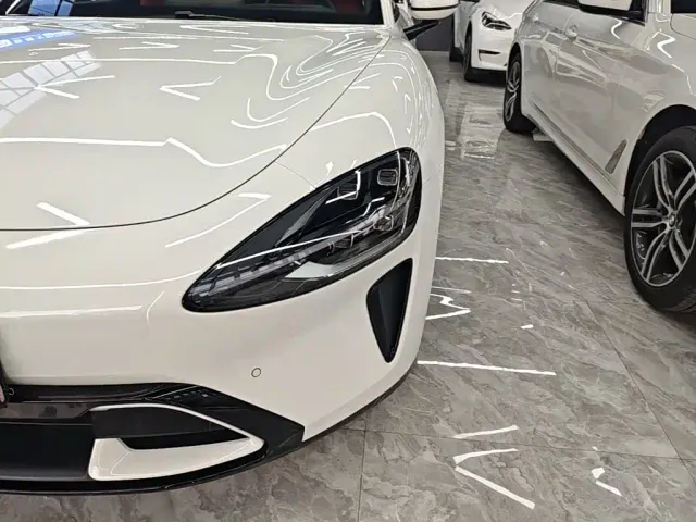 Xiaomi SU7 — Фото автомобиля 23